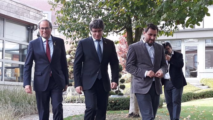 El presidente Quim Torra, el expresidente Carles Puigdemont y Toni Comín