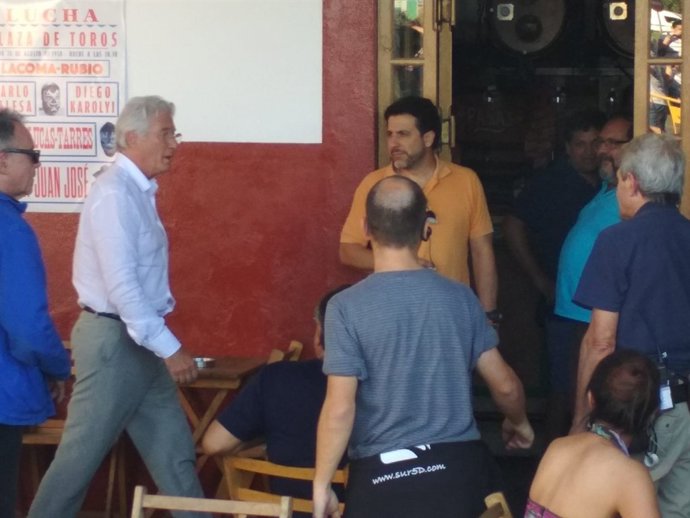Richard Gere en la bodega San Rafael de La Pañoleta