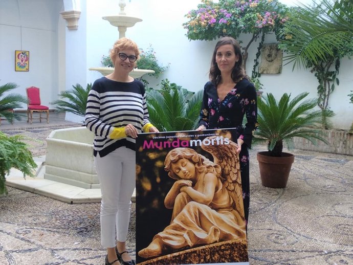 Ruz (izda.) y Romero presentan 'Mundamortis'