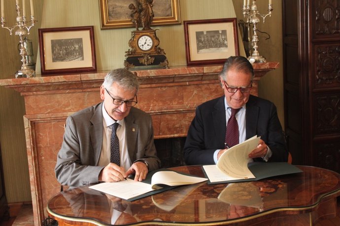 Firma entre Universidad de Oviedo y CTIC