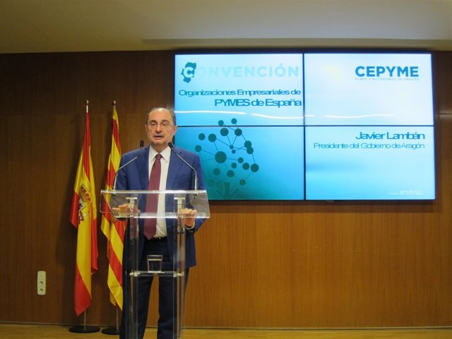 Lambán clausura de la convención de pymes españolas