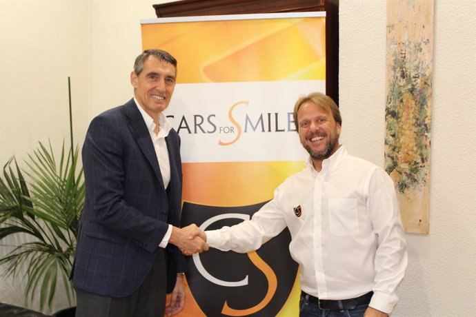Acuerdo hospitales públicos madrileños y 'Cars for Smiles'