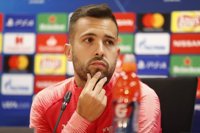 Alba: "Tenemos que ganar como equipo sin esperar que Messi resuelva"