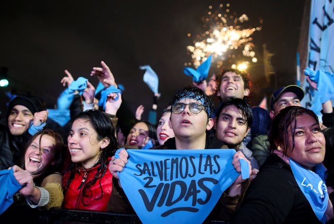 Manifestación contra la despenalización del aborto en Argentina