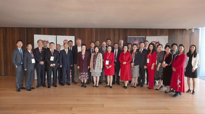 Delegación institucional de Gansu con la delegación navarra.