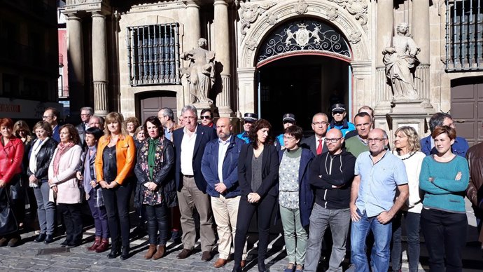 Concentración por la muerte en un presunto caso de violencia de género