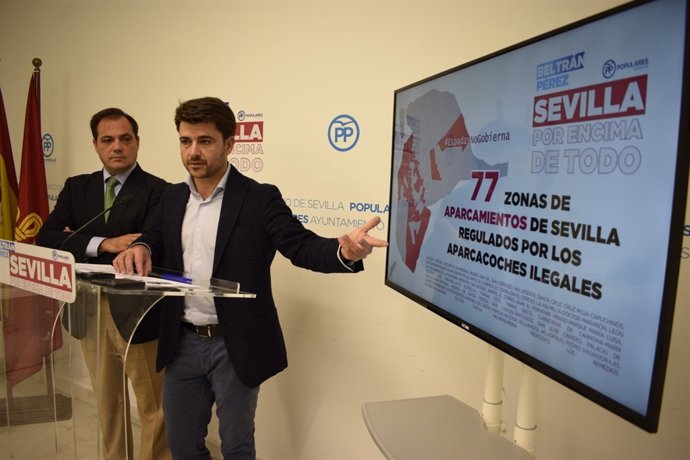 Beltrán Pérez en rueda de prensa