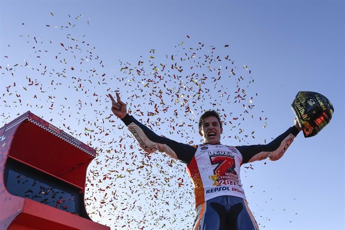 Marc Márquez, feliz tras ganar su séptimo título mundial