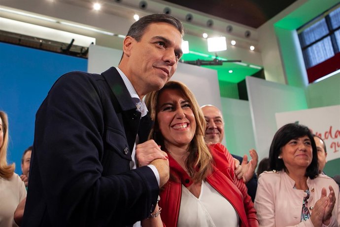el secretario general del PSOE Pedro Sánchez, y la secretaria general del PSOE-A