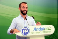 NNGG-A critica que "sólo el 1% de los universitarios andaluces se benefician de las ayudas a la Acreditación de Idiomas"