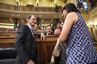 Pedro Duque repite como el ministro mejor valorado aunque pierde casi un punto