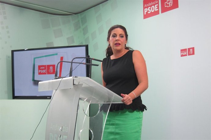 La secretaria de Formación y Nuevos Afiliados del PSOE-A, Ángeles Férriz.