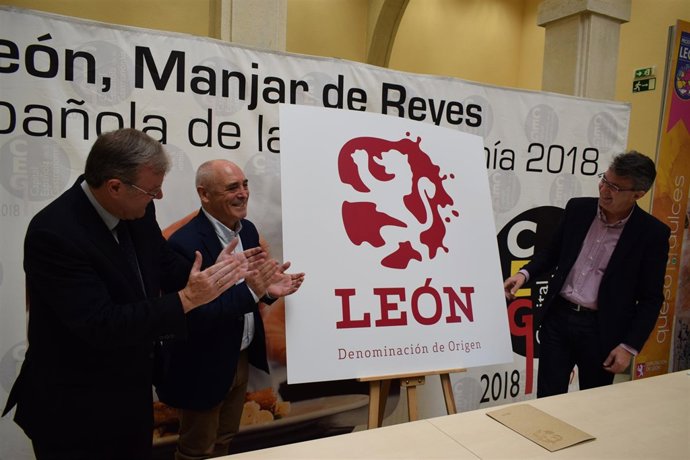 De izquierda a derecha, Antonio SIlván, Rafael Blanco y Juan Martínez Majo