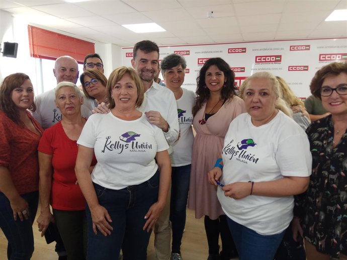 Antonio Maíllo y Teresa Rodríguez IU y Podemos Adelante Andalucía con kellys cam