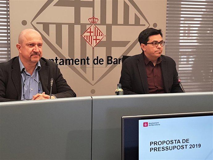 Jordi Ayala (gerente de Presidencia) Gerardo Pisarello (t.De alcalde Barcelona)