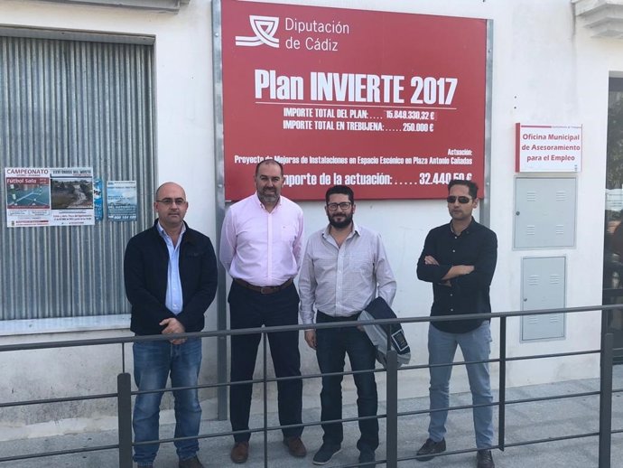 Jesús Solís en Trebujena con obras de Diputación