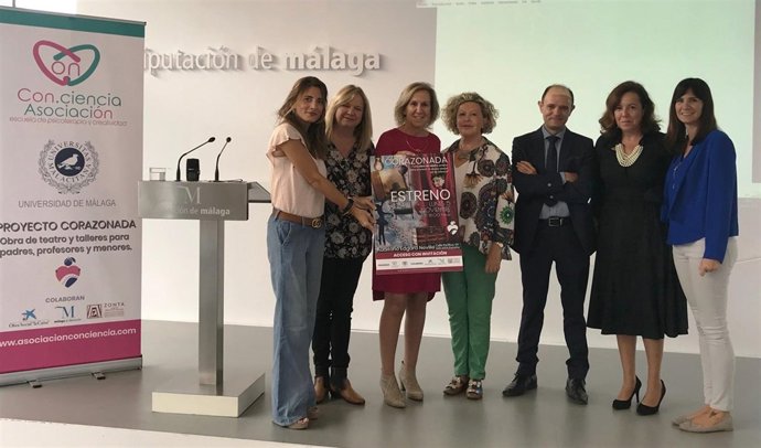 Obra de teatro corazonada contra el abuso infantil