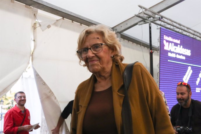 ADA COLAU Y MANUELA CARMENA OFRECEN EN UNA CHARLA EN MADRID