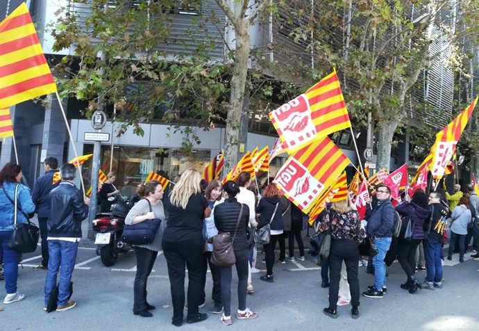 Concentració de treballadors de la sanitat privada a Barcelona