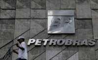 Bolsonaro sopesa colocar a un militar a los mandos de Petrobras