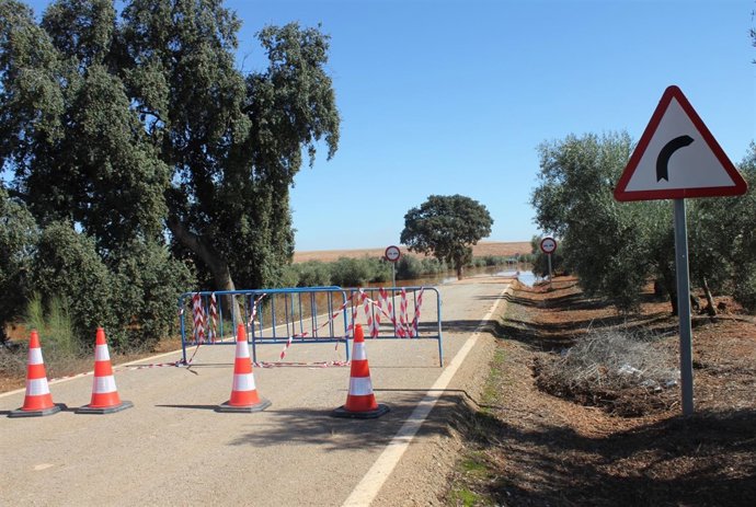 CArretera de Sierra de Yeguas afectada tras las intensas lluvias 