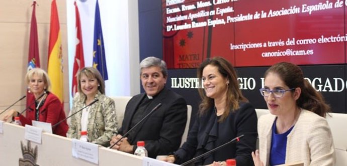 Nueva sección de Derecho Canónico en el ICAM