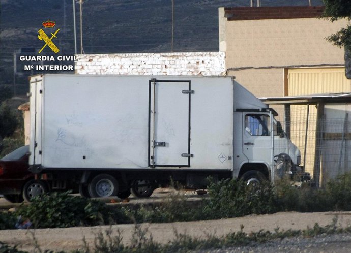 Detenidos dos individuos por la presunta comisión de varios robos con fuerza 