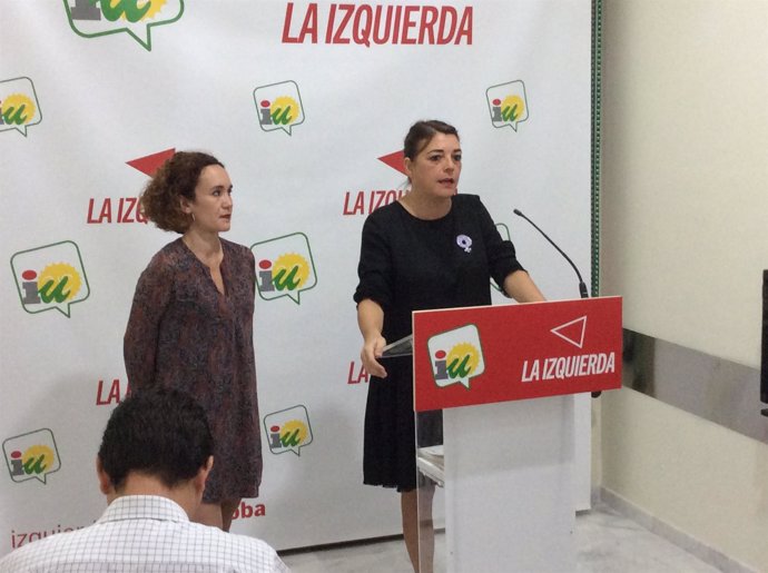 Elena Cortés y Ana Naranjo en rueda de prensa