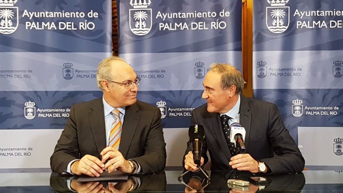 Durán (izda.) en la rueda de prensa con el alcalde de Palma