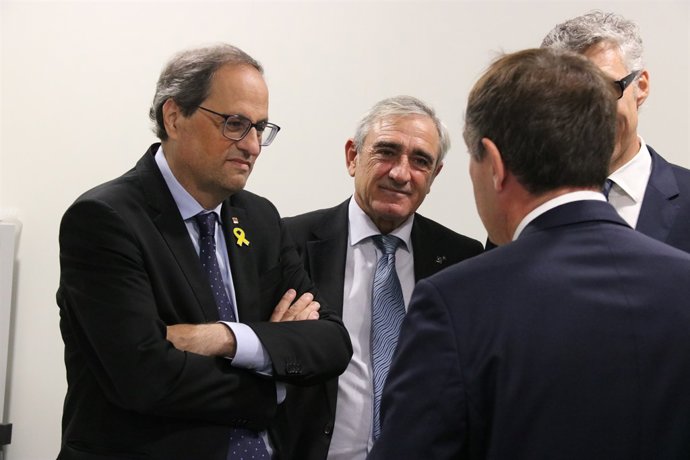 El president Quim Torra amb l'alcalde de Terrassa, Alfredo Vega