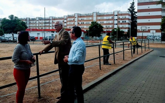 Obras para mejorar una zona de ocio y deporte de la Oliva, en Sevilla