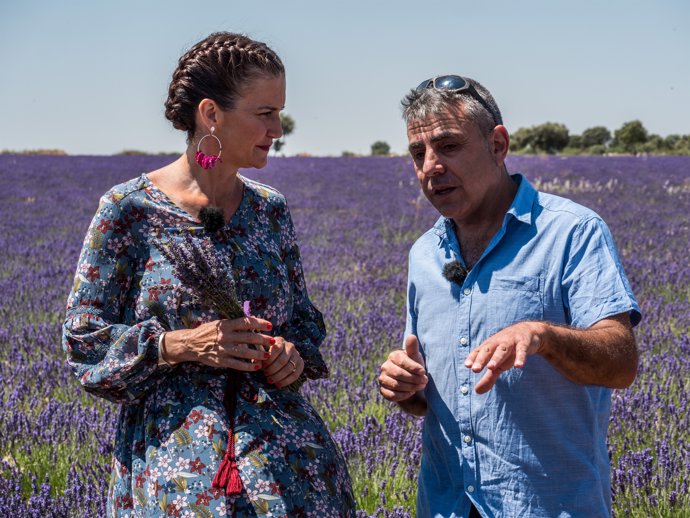 Samantha MasterChef en campos de lavanda de Brihuega