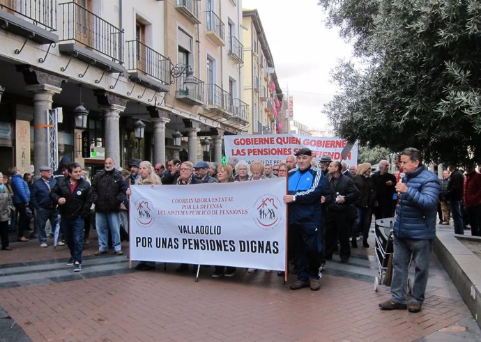 Valladolid.- Pensionistas se manifiestan por pensiones dignas 27-10-2018