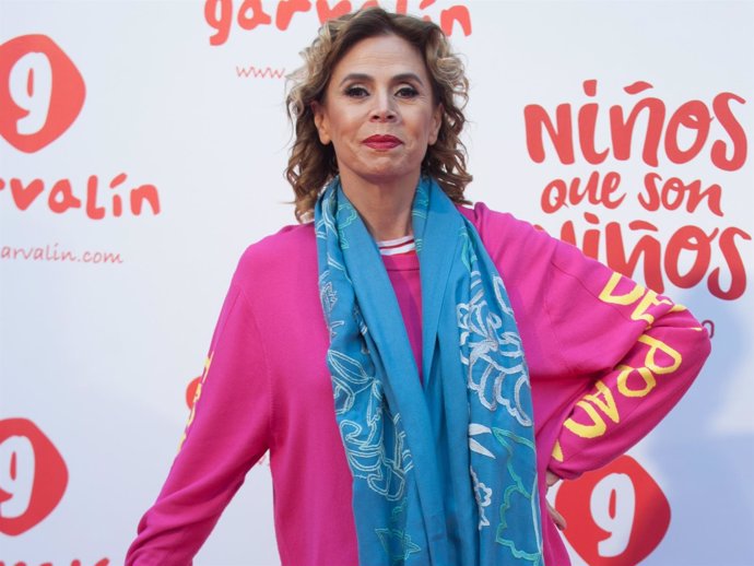 Agatha Ruiz de la Prada opina sobre la nueva mujer de Pedro J. Ramírez