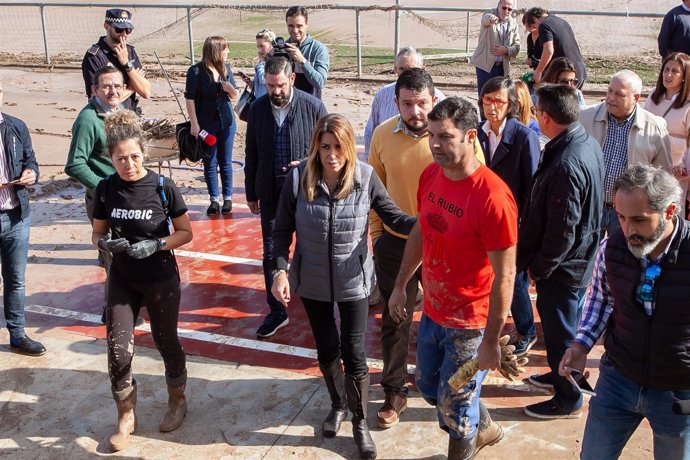 Susana Díaz visita zonas afectadas por el temporal en la Sierra Sur de Sevilla