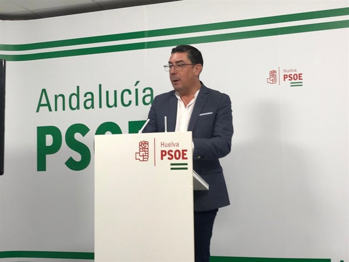 Manuel Domínguez, en rueda de prensa. 