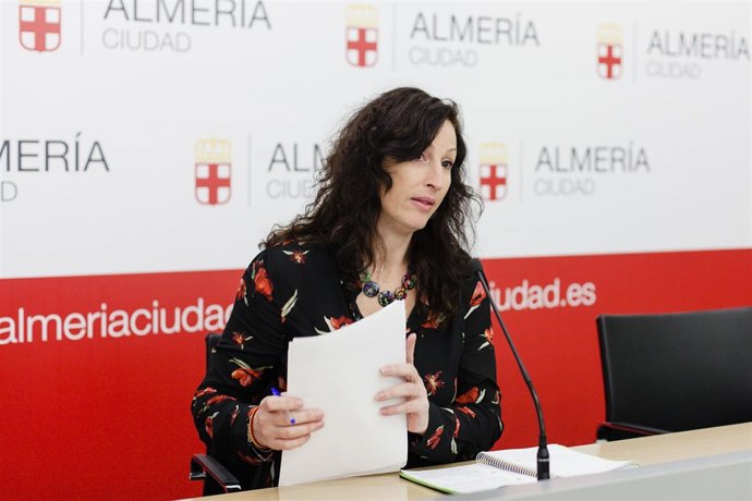 La socialista María Vázquez