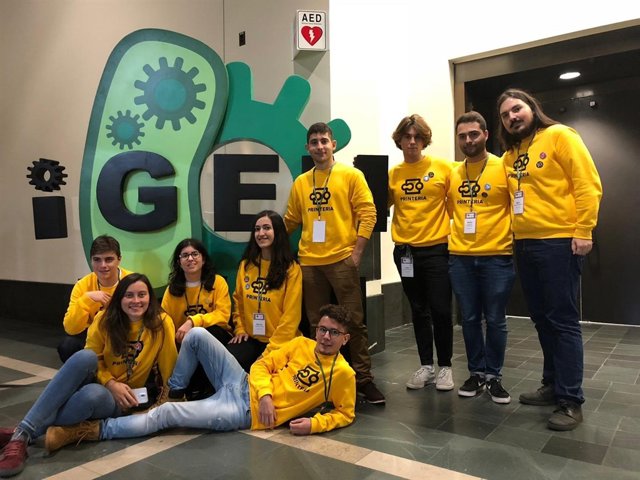 El equipo de la UPV ganador en la competición de biología 