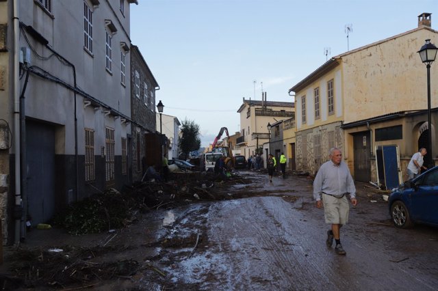 Expertos alertan del riesgo de haber desviado cauces para edificar, como ha ocurrido en Sant Llorenç