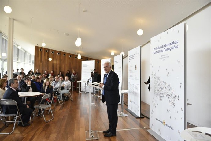 Iniciativas emblemáticas para despoblación presentadas por Ceniceros