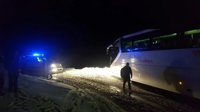 Vías afectadas y núcleos sin luz por la nieve en Lugo, con los 33 pasajeros de un autobús auxiliados en Pedrafita