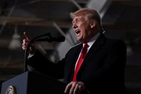 Trump denuncia que hay pandilleros en la caravana y advierte de que no tolerará "una invasión"