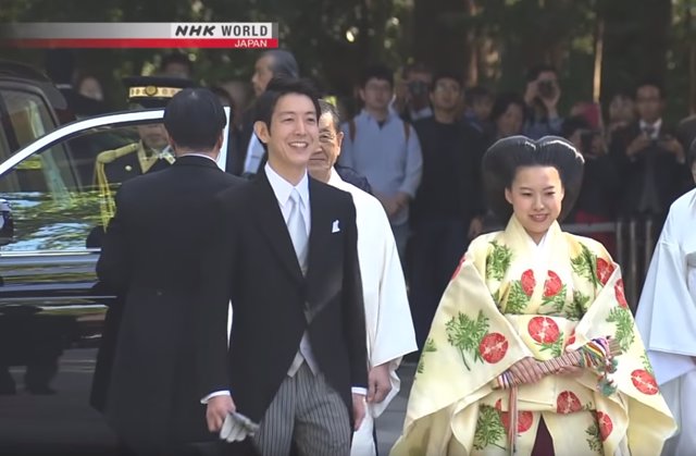 El llamativo peinado de la princesa Ayako en su boda