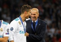 La sombra de 'Zizou' y CR7, debilidad atrás y la baja forma de una plantilla sin retoques condenan a Lopetegui