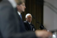 Borrell lamenta que la decisión de Cs de levantar el bloqueo a la reforma de la ley de estabilidad puede llegar tarde