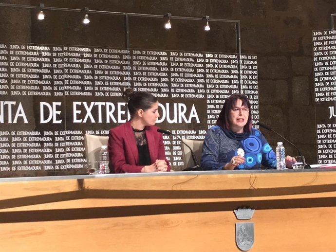 Isabel Gil Rosiña y Begoña García Bernal