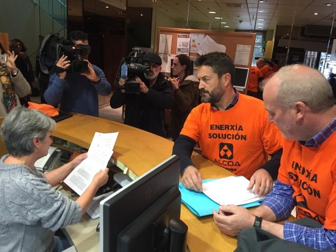 El Comité de Empresa de Alcoa A Coruña denuncia el ERE