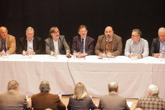 Reunión con los alcaldes de La Ribera