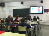Comunidad incorporará 700 profesores y dedicará 75 millones, la misma partida que en 2018, a obras en colegios