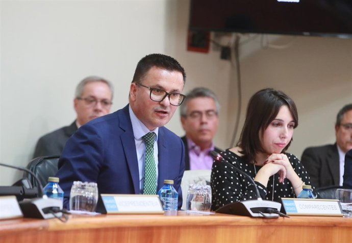 Conselleiro de Medio Rural en Comisión de Presupuestos